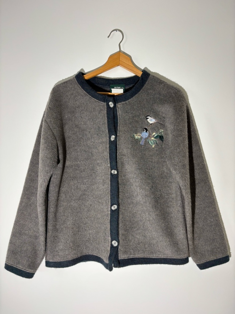Vintage Gray Cardigan with Bird Embroidery Medium